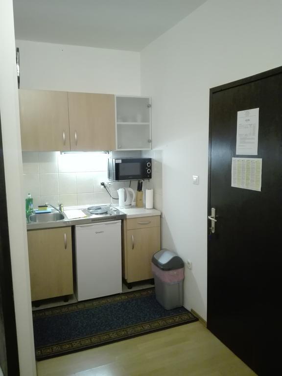 Studio Apartments Ivica 프리모스턴 외부 사진